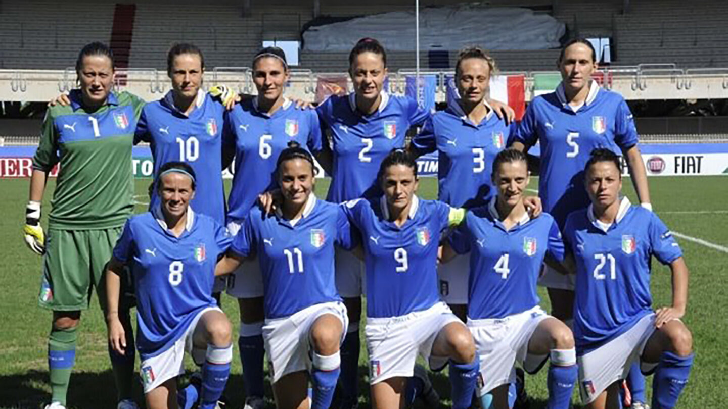 Conflicto en el fútbol femenino de Italia las jugadoras amenazan con una huelga si no se profesionaliza la disciplina |