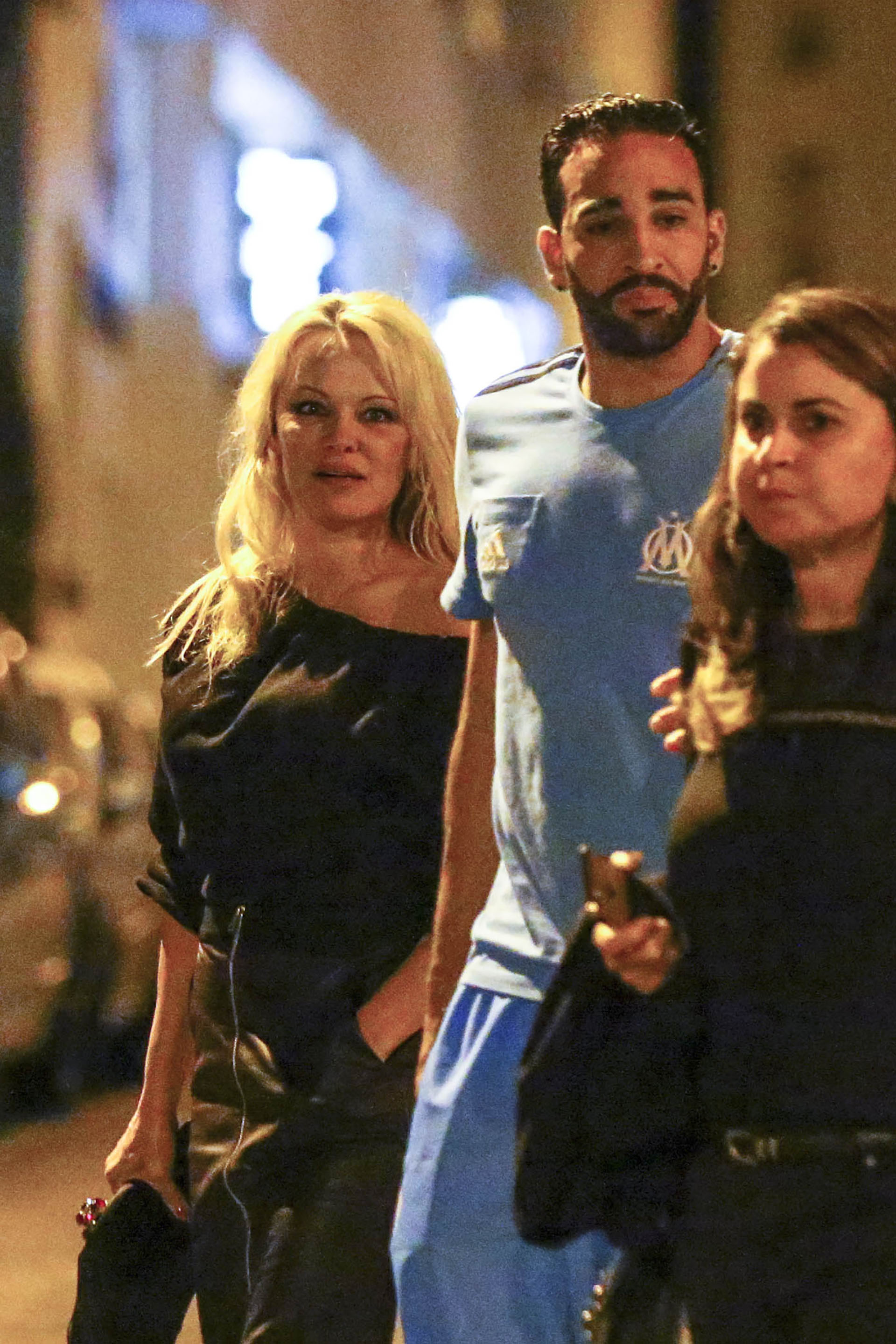 Pamela Anderson y Adil Rami (The Grosby Group)