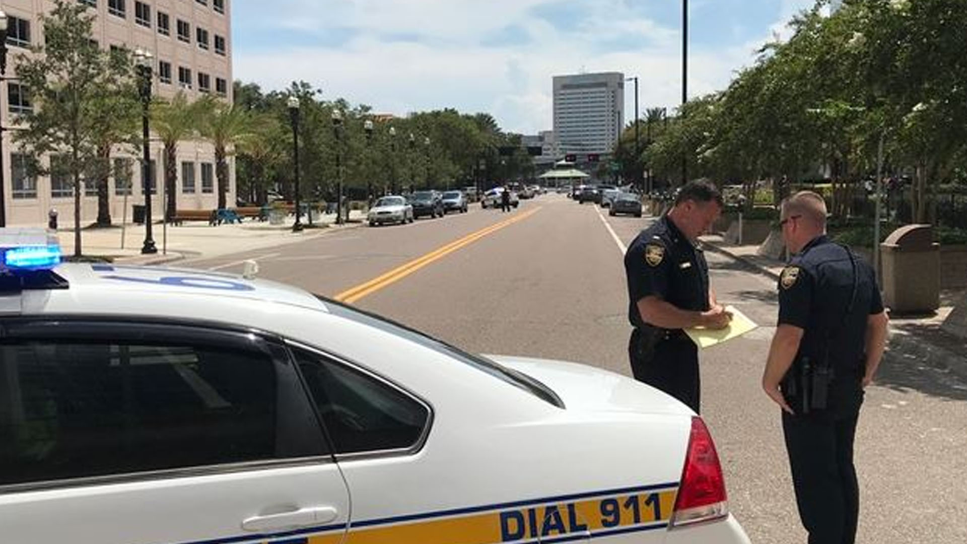 Tiroteo durante un torneo de videojuegos en Jacksonville: la policía reporta "varios muertos", entre ellos el atacante