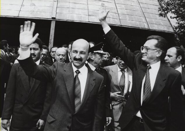 Bartlett y el monstruo de mil cabezas que se niega a morir