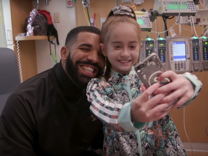 Video | Niña recibió un trasplante de corazón luego de que Drake la visitara