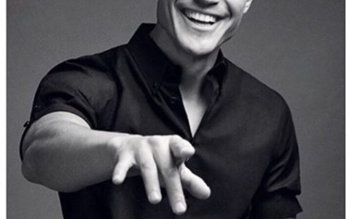 ¿Yon González o Mario Casas? 10 irresistibles razones que explican el éxito de las series españolas