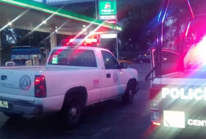 FUGA de GAS HUACHICOLERA  provoco DESALOJO DE 7 COLONIAS