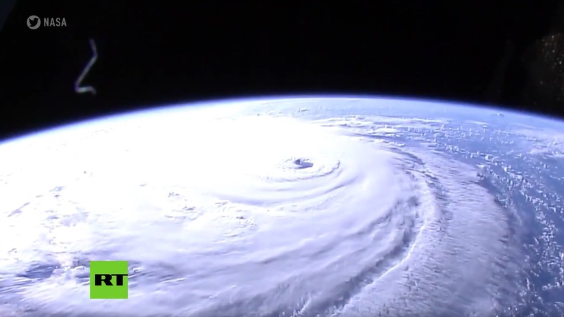 VÍDEO | Espectaculares y aterradoras imágenes del huracán Florence desde la EEI