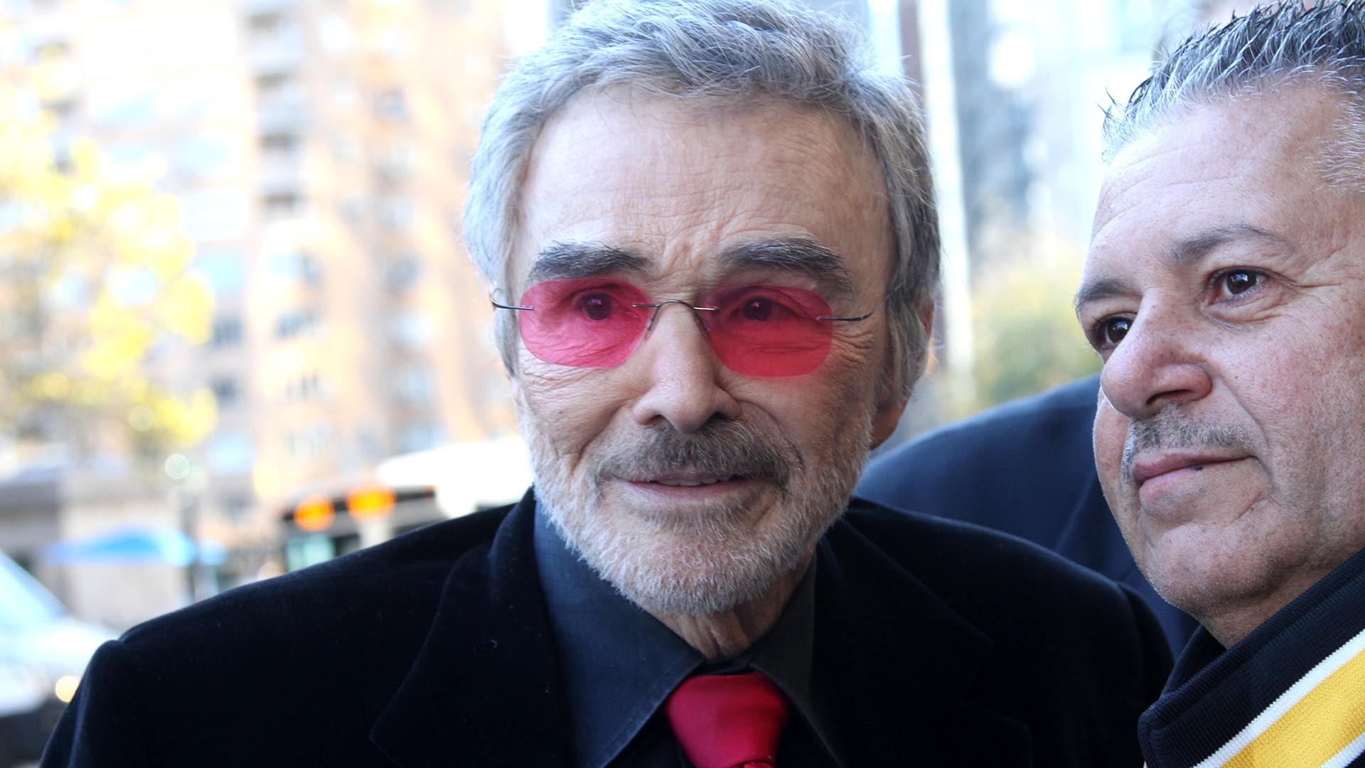 Cuál fue la mezquina razón por la que Burt Reynolds excluyó a su hijo de su testamento