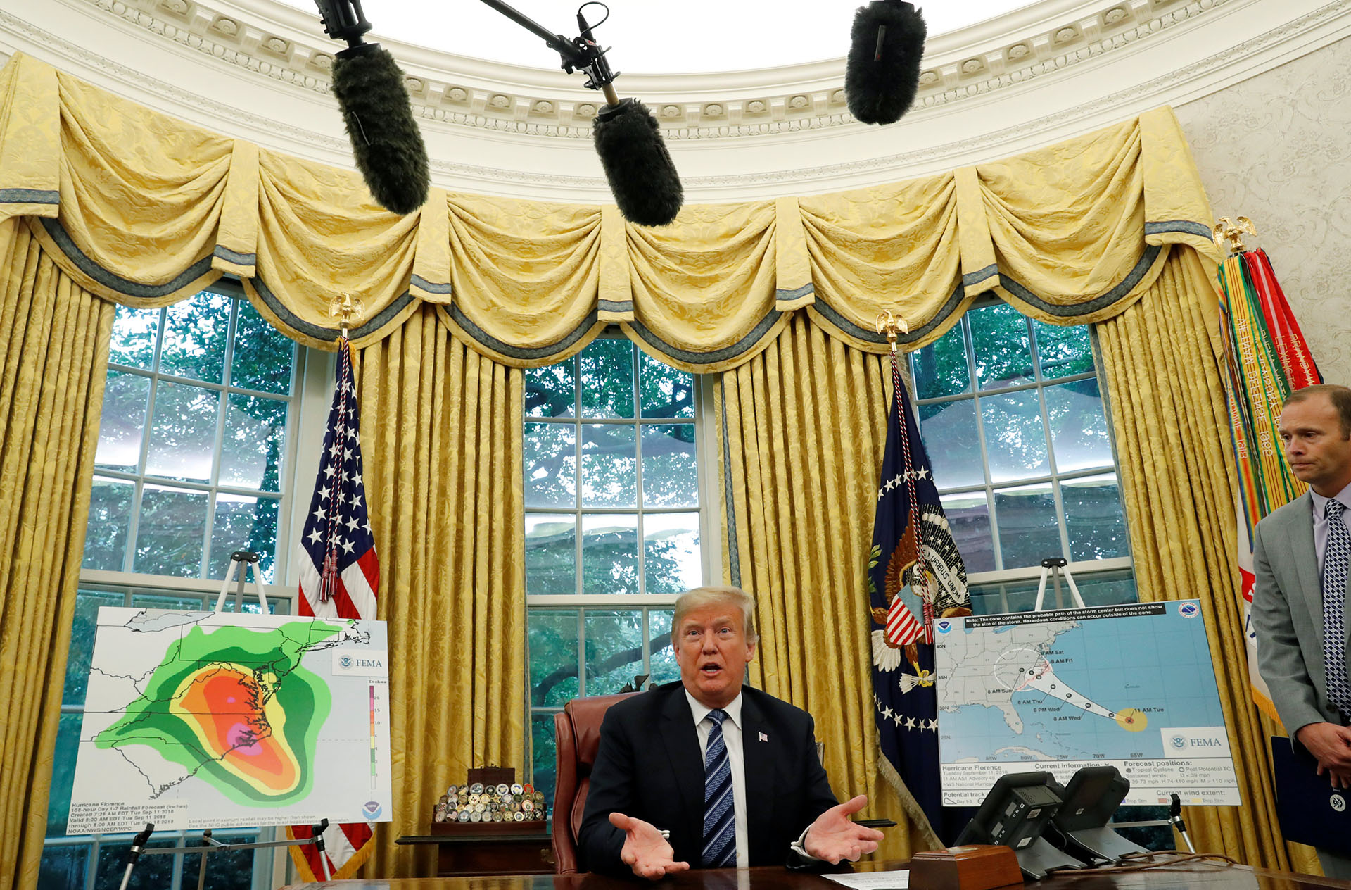 Trump visitará las zonas afectadas por el huracán Florence