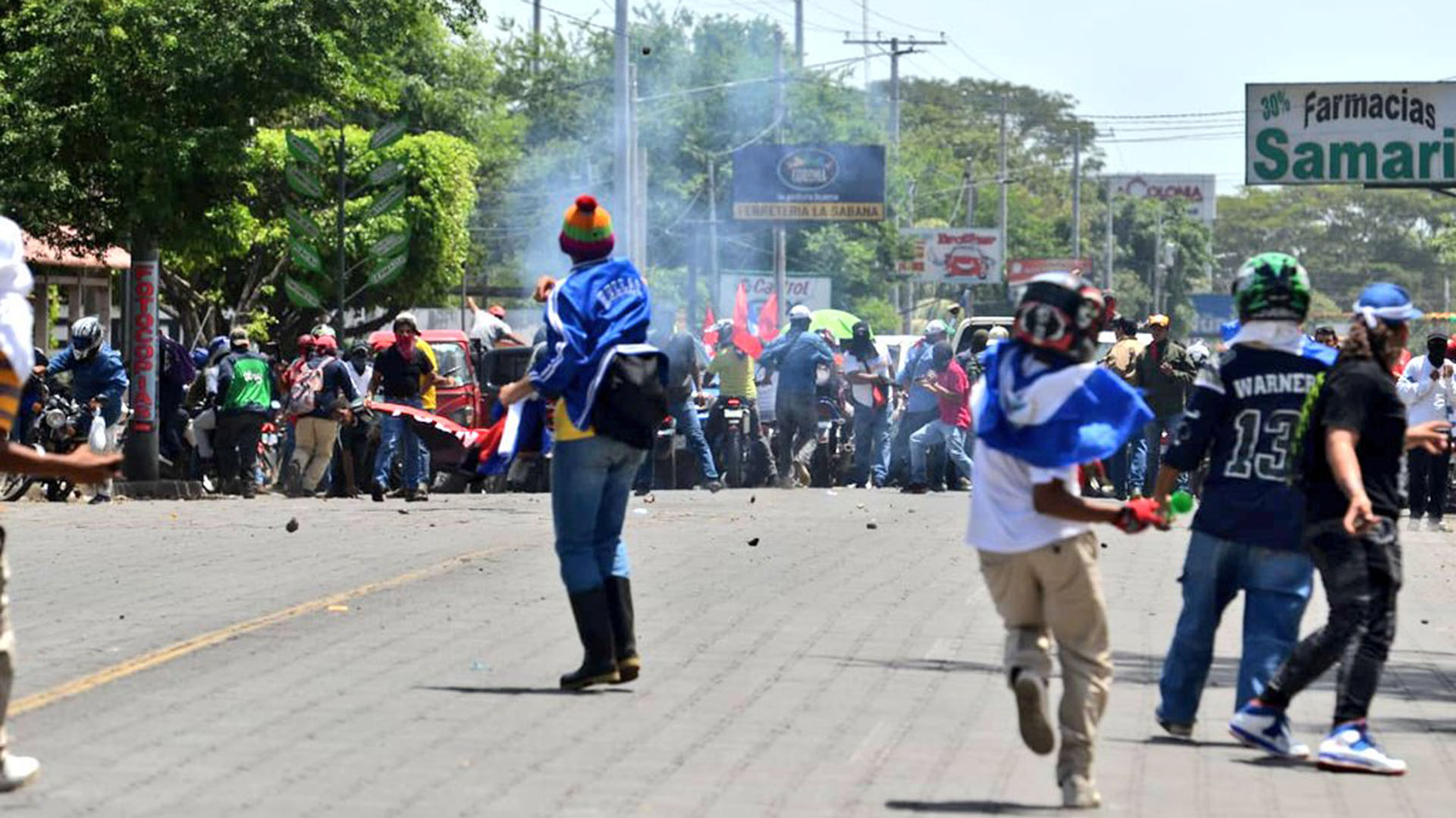 Grupos sandinistas volvieron a atacar a los manifestantes (@SOSnicaragua11)