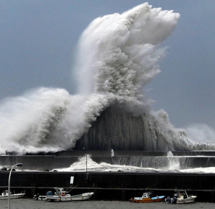 La verdadera ‘FURIA’ de la naturaleza | Imágenes del tifon “Jebi” en Japón