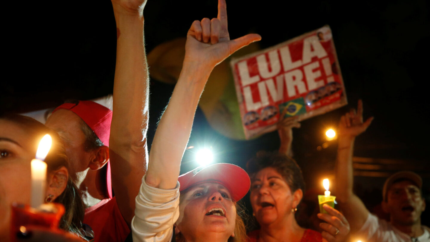 El Partido de los Trabajadores promete luchar por todos los medios por la candidatura de Lula |