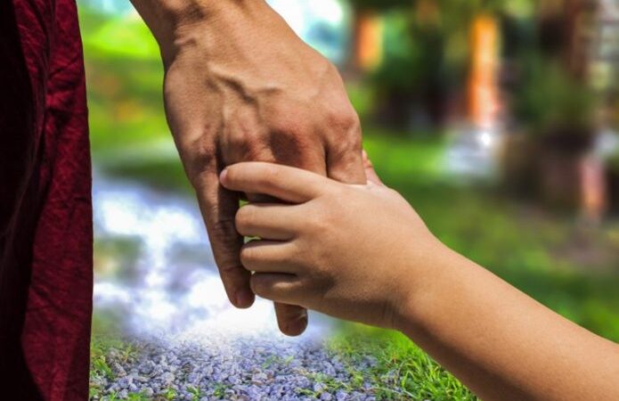 Sujeto intenta llevarse a niño de 9 años; madre escuchó sus gritos