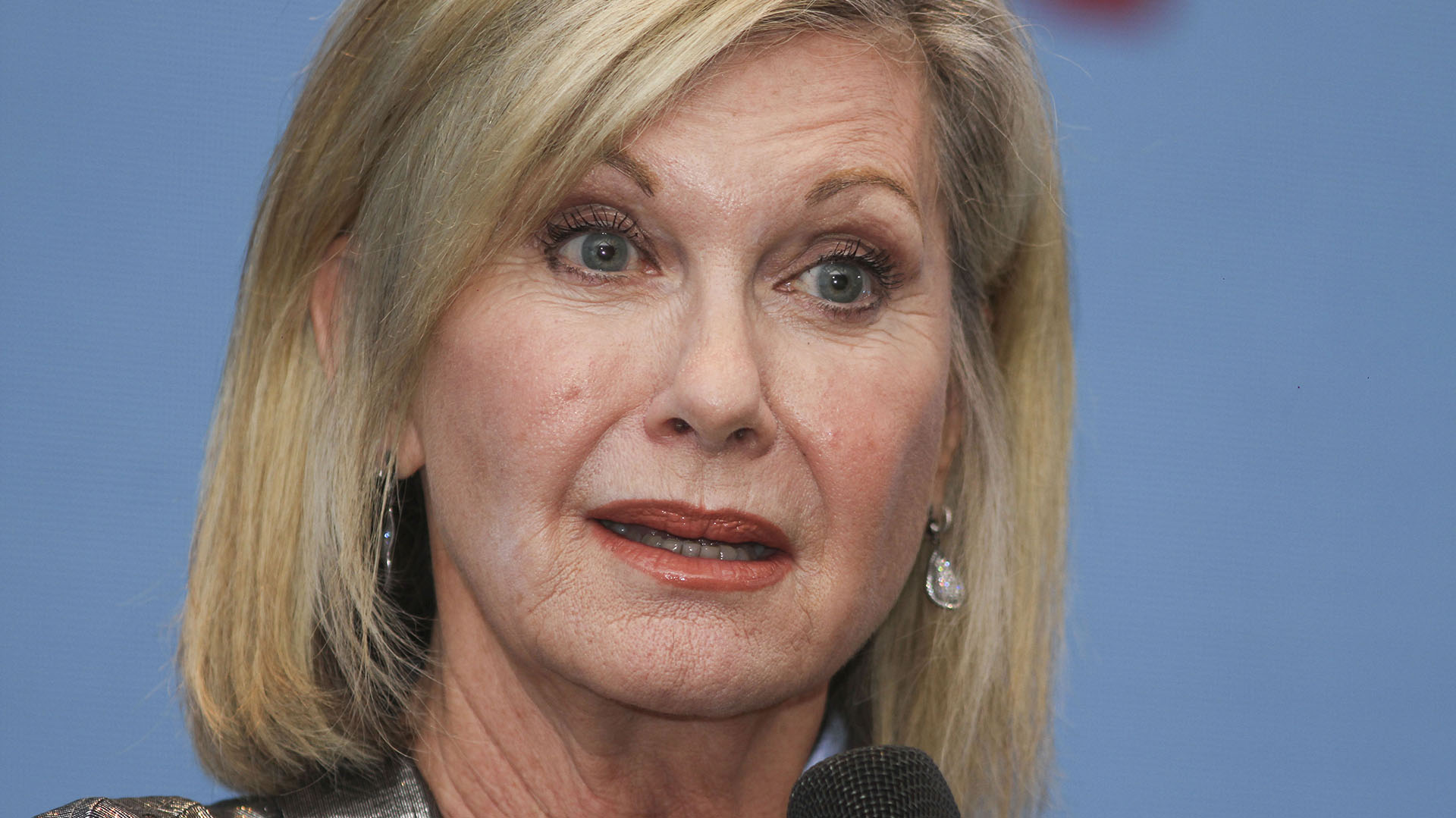 Olivia Newton-John reveló que batalla contra el cáncer por tercera vez