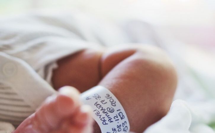 Proponen apoyo mensual a bebés; esta sería la cantidad