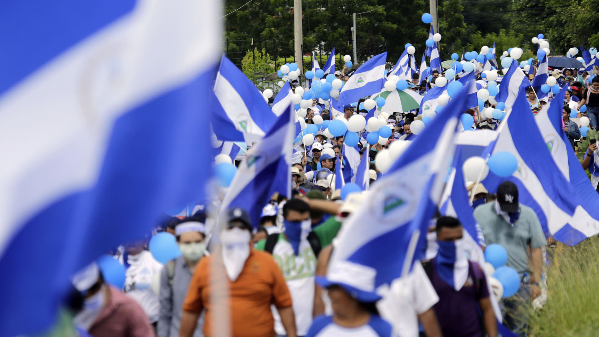 Miles de nicaragüenses se movilizaron en Managua (AFP)