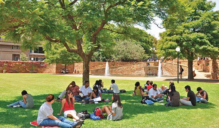 Inaugura la UNAM su nueva Facultad en la lejana República de Sudáfrica