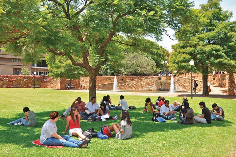 Universidad Nacional Autónoma de México Campus South Africa