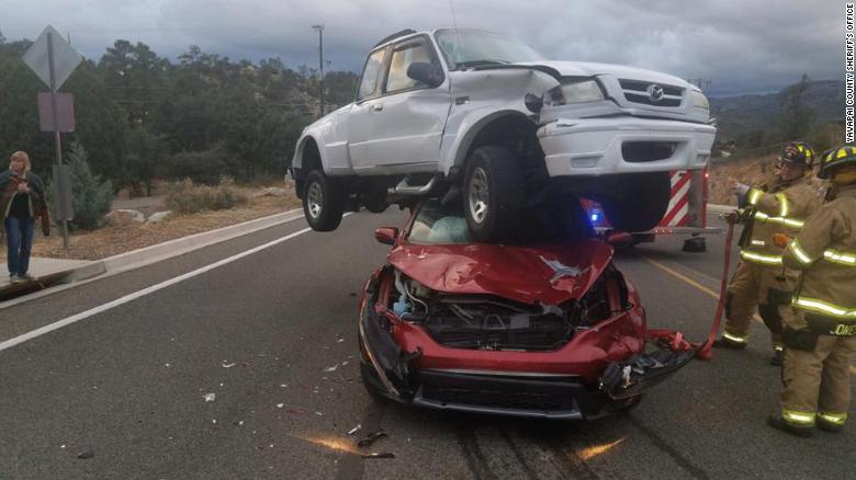 Cinturón de Seguridad salva a todos los pasajeros en trágico accidente