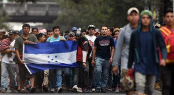 3,433 hondureños dan marcha atrás y vuelven a su país