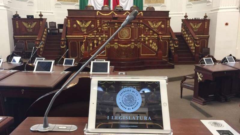 En Austeridad Republicana, Diputadas y Diputados estrenan iPads ultima generación