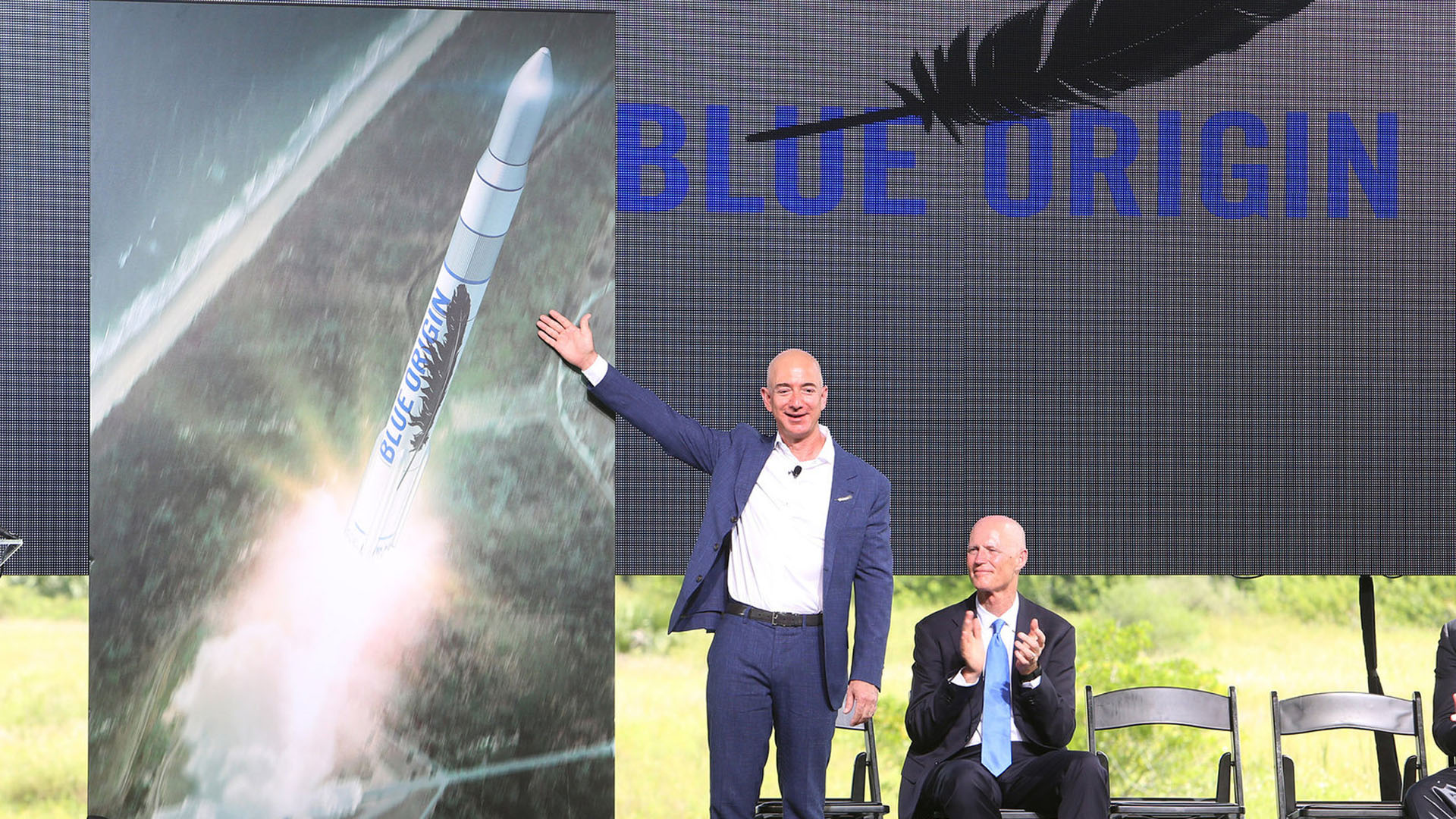 Bezos quiere que su compañía Blue Origin sea una líder en viajes espaciales comerciales y turísticos.