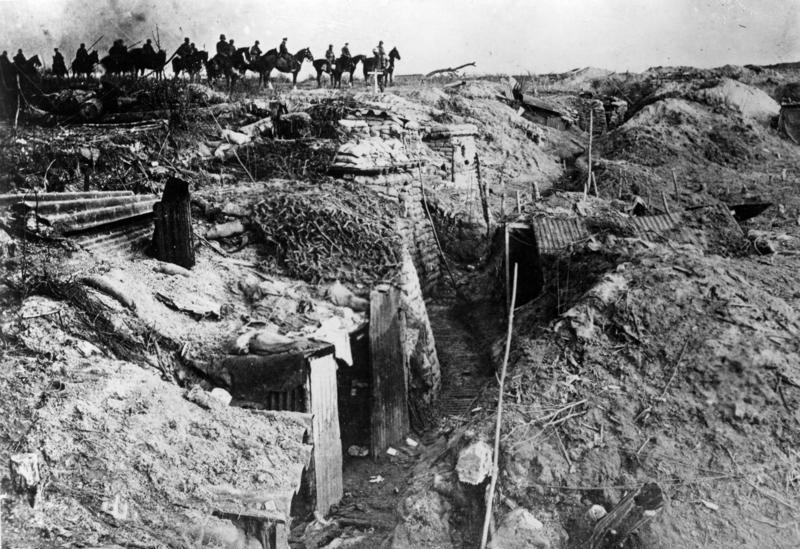 Un imagen clásica de la primera guerra mundial: un sistema de trincheras en Francia