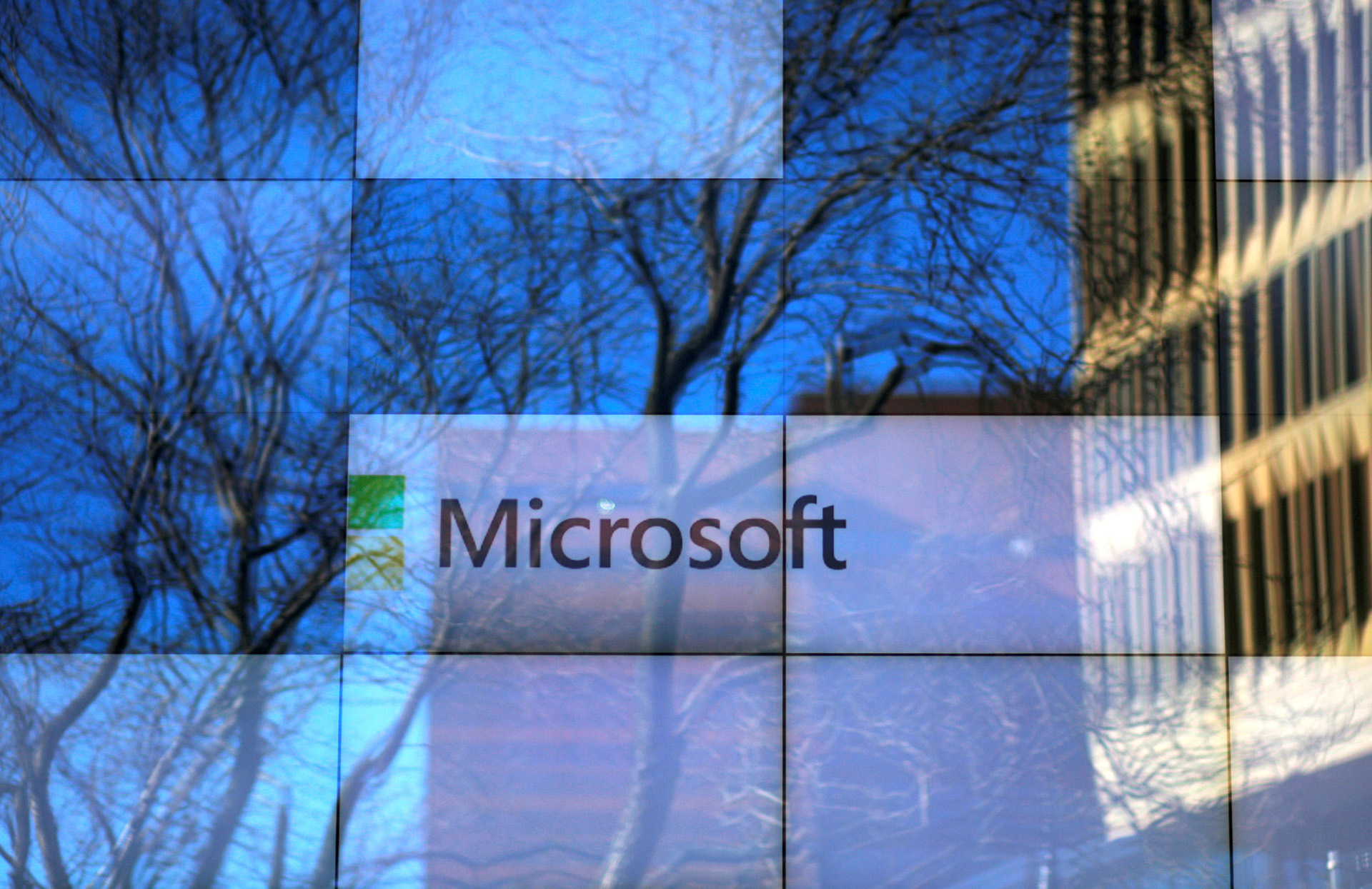 Microsoft se mantuvo entre las 10 marcas más valiosas del mundo según Interbrand. (Reuters)