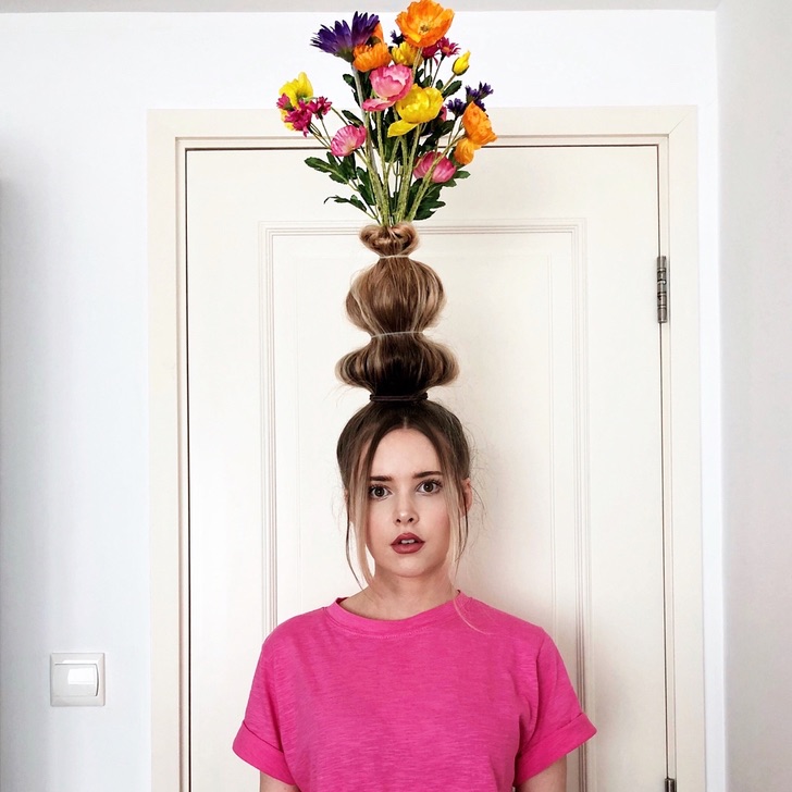 La nueva tendencia de Instagram es convertir tu cabello en un florero. Y usando flores reales