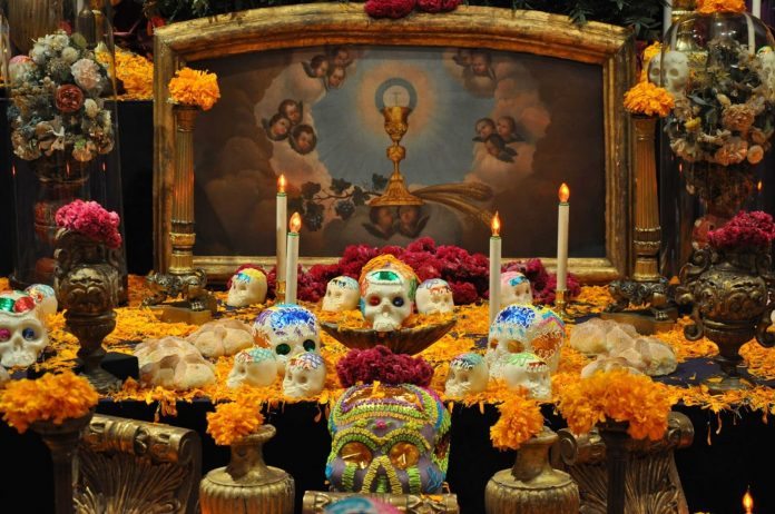 Significado de las ofrendas para adultos y niños en Día de Muertos