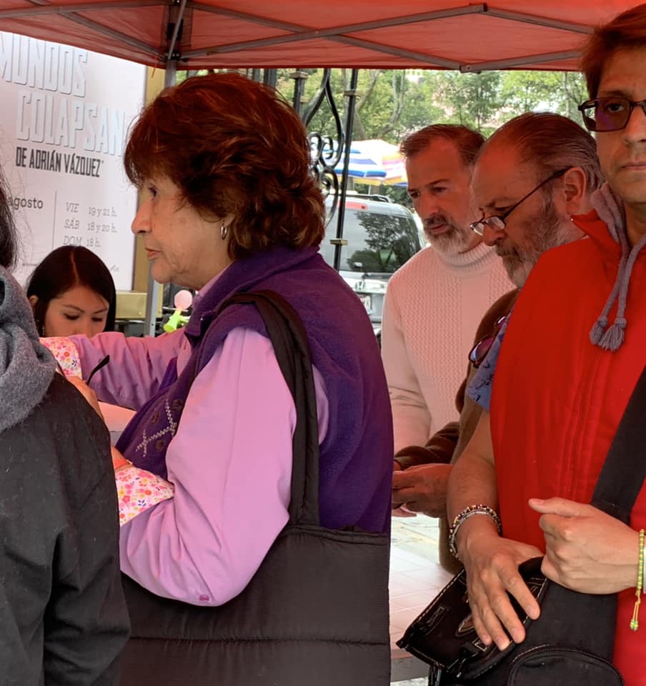 Jose Antonio Meade vota en Consulta Ciudadana