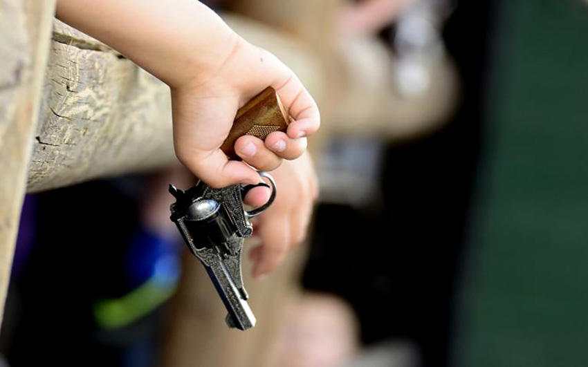 Niño se dispara con la pistola de su abuelo; muere al instante