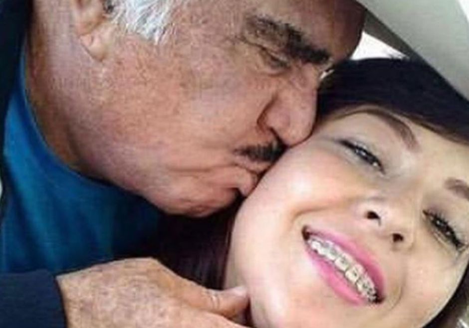 Vicente Fernández esta de “Sugar Daddy”