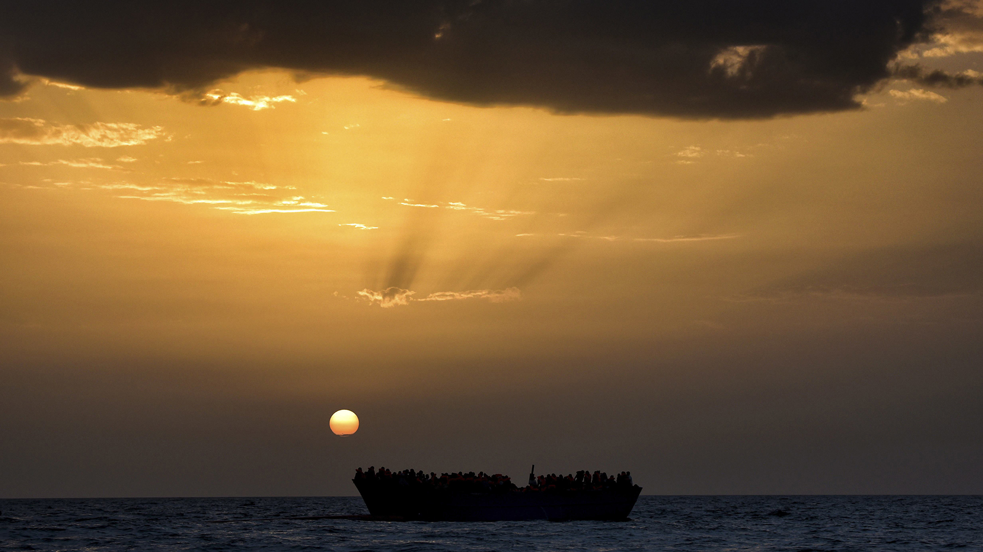 Encontraron quince muertos en barco a la deriva en las costas de Marruecos