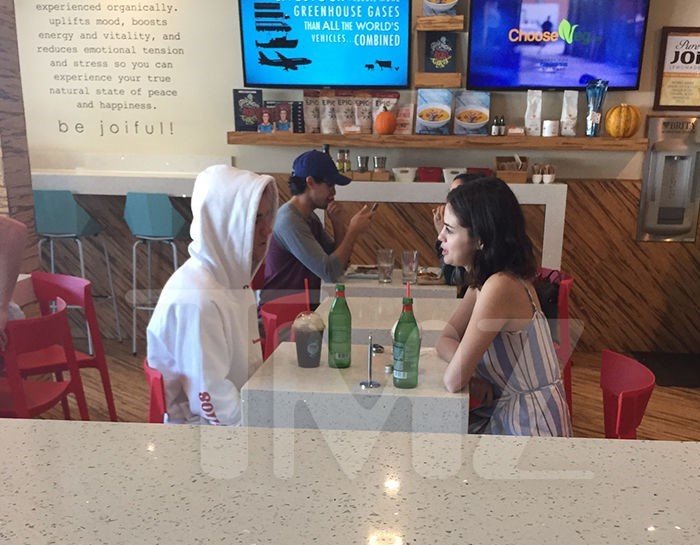 ¿Vuelven Justin y Selena? Estas fotos parecen decirnos que sí. Fanáticos enloquecieron al verlas