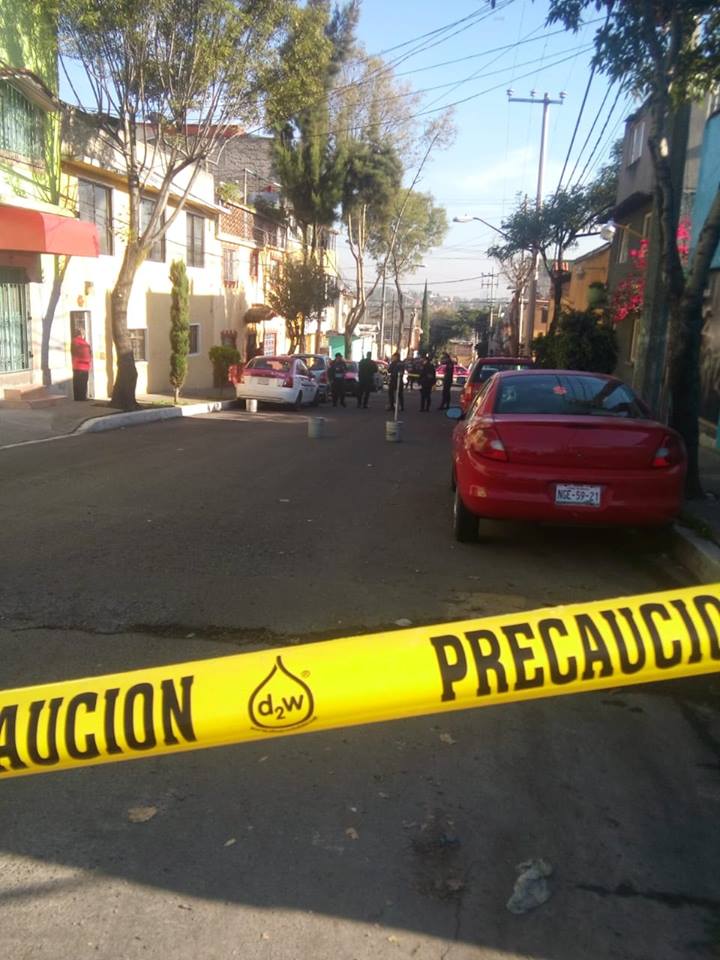 Balean a policía y critican aterrizaje en la calle por llevarlo en helicóptero