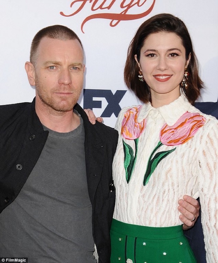 La ex pareja de Ewan McGregor “se resigna” a perder a quien fuera su esposo 22 años