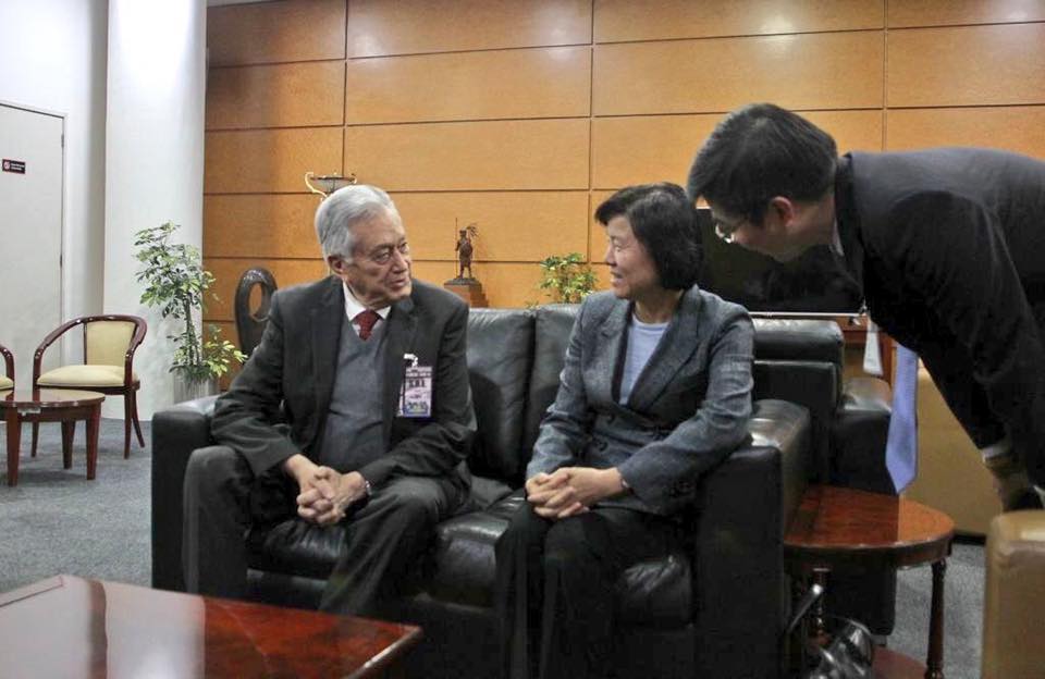 Manuel Bartlett recibió a la Vicepresidenta de China para la Toma de Protesta de AMLO