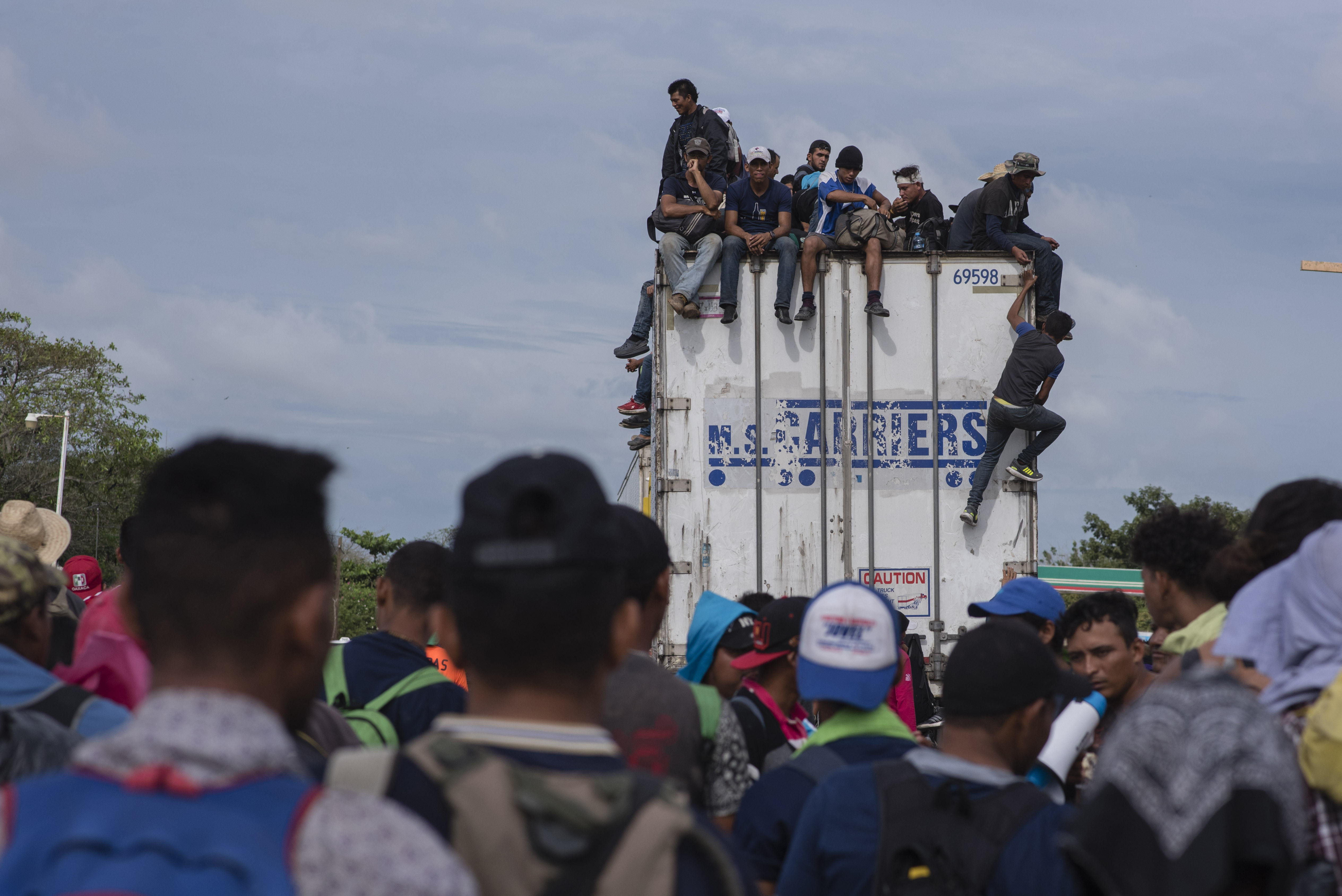 La caravana migrante se acerca a la Ciudad de México en su camino a Estados Unidos