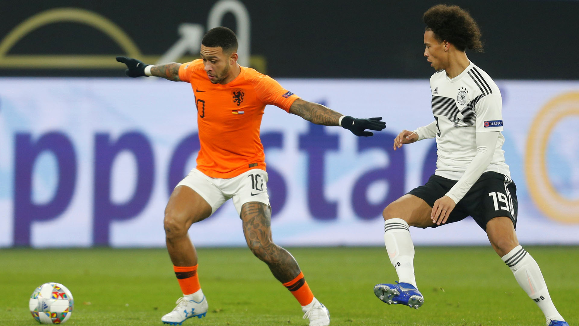 Memphis Depay es el nuevo líder en el ataque de Holanda (REUTERS)