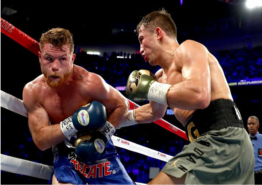 Canelo Álvarez es la burla por disfraz de Halloween