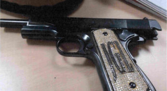 Juicio al Chapo: Fiscalía mostró la pistola con incrustaciones en diamantes que el capo utilizó para enfrentar a sus enemigos