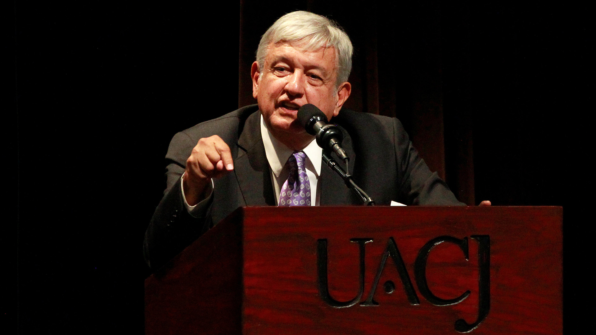 López Obrador deberá estar atento a los mensajes que lanza el juicio contra Guzmán Loera. (Foto: Archivo)