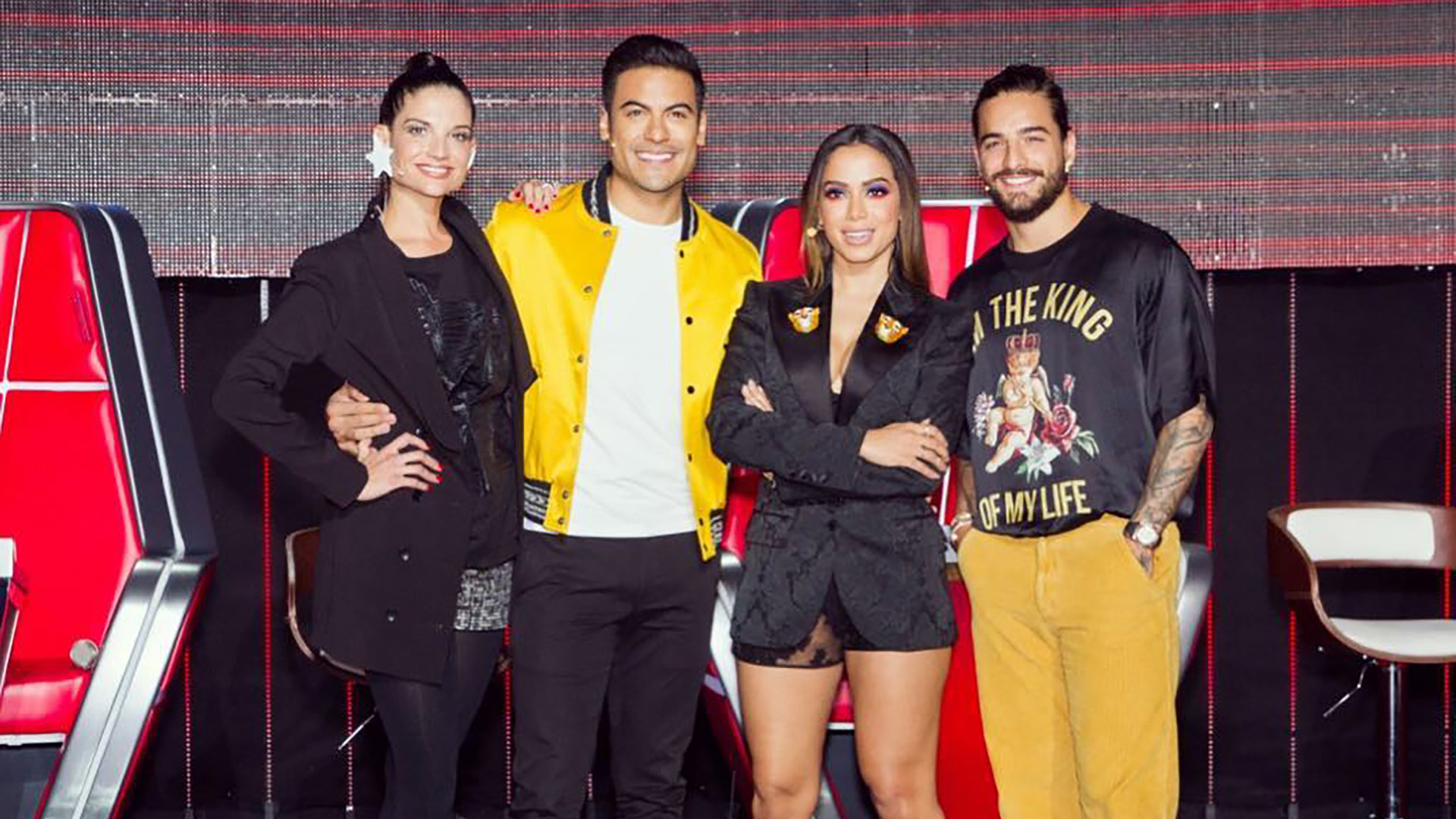 Carlos Rivera no dudó en elogiar a su compañera Anitta, a diferencia de a Maluma (Foto: @lavozmexico)