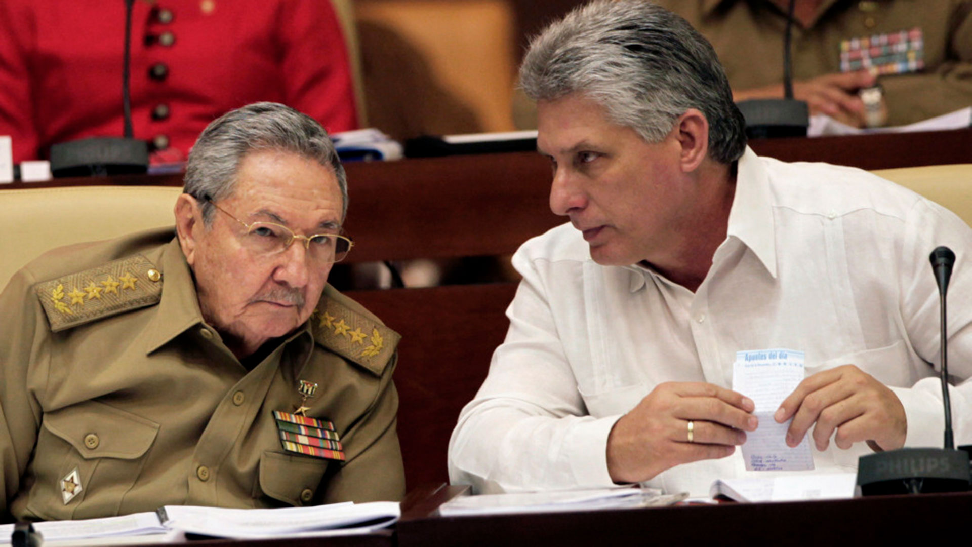 Raúl Castro y su sucesor, Miguel Díaz Canel