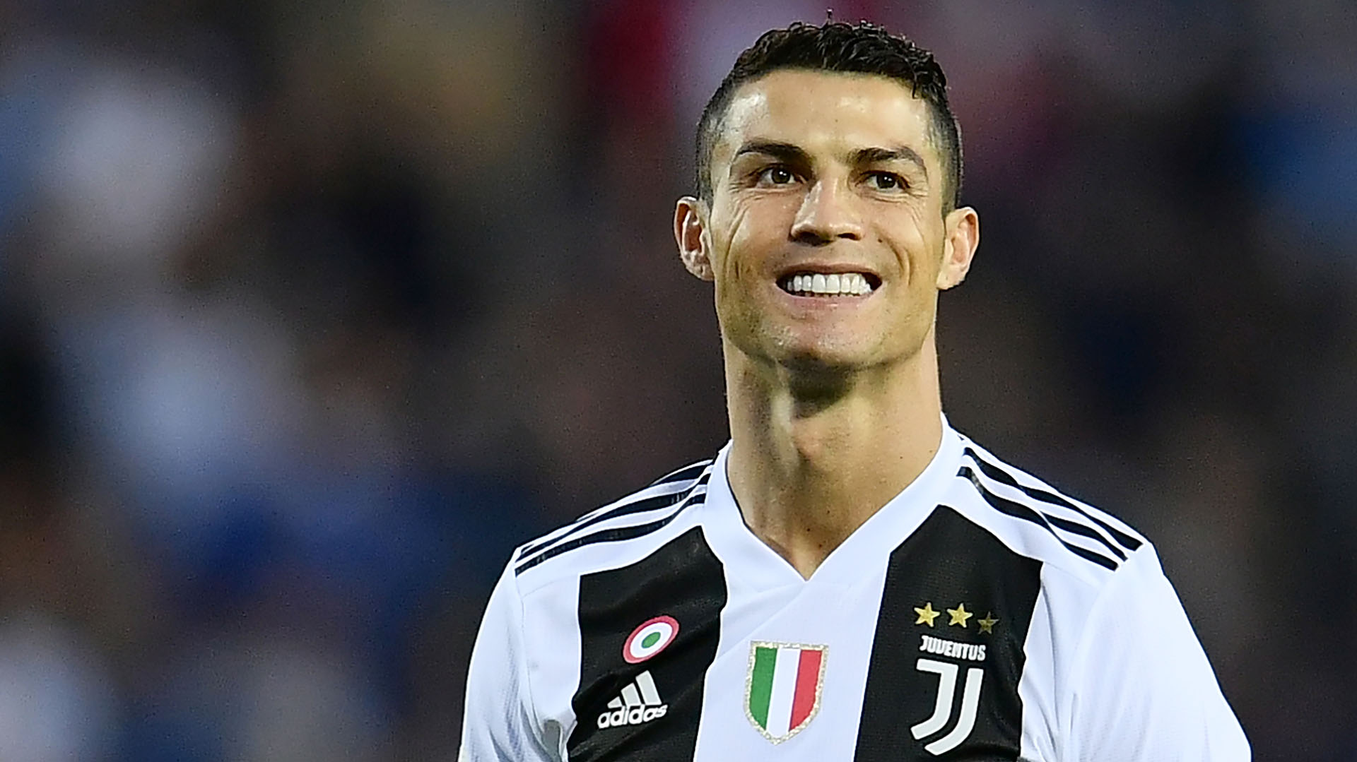 Cristiano Ronaldo defiende los colores de la Juventus (AFP)