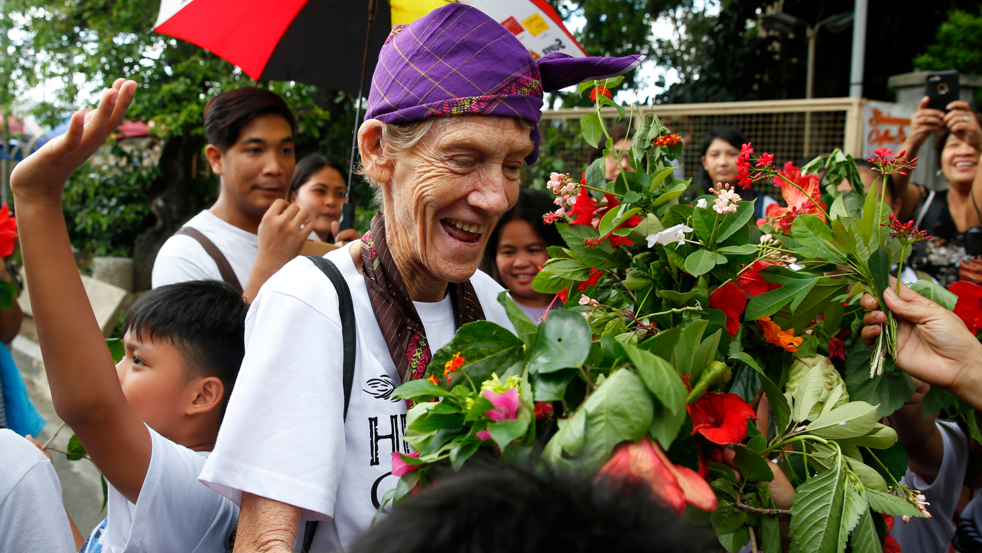 Fue deportada de Filipinas Patricia Fox, la valiente monja australiana que desafió al presidente Rodrigo Duterte