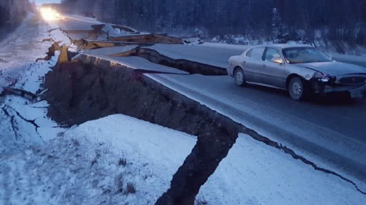 VÍDEOS del TERREMOTO EN ALASKA HACE UNOS MOMENTOS