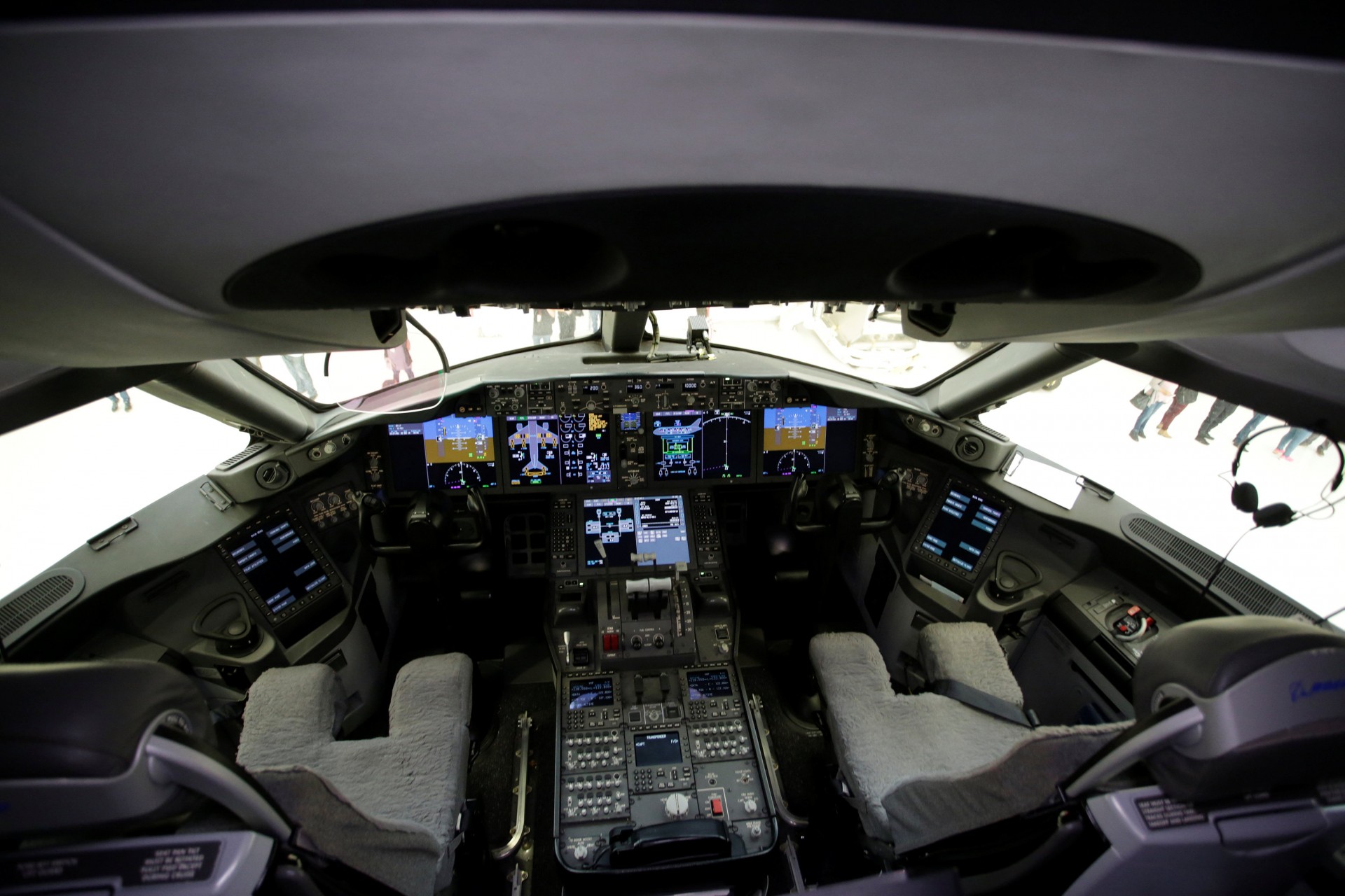 Avión presidencial puesto a la venta por Andrés Manuel López Obrador (Foto: REUTERS/Edgard Garrido)