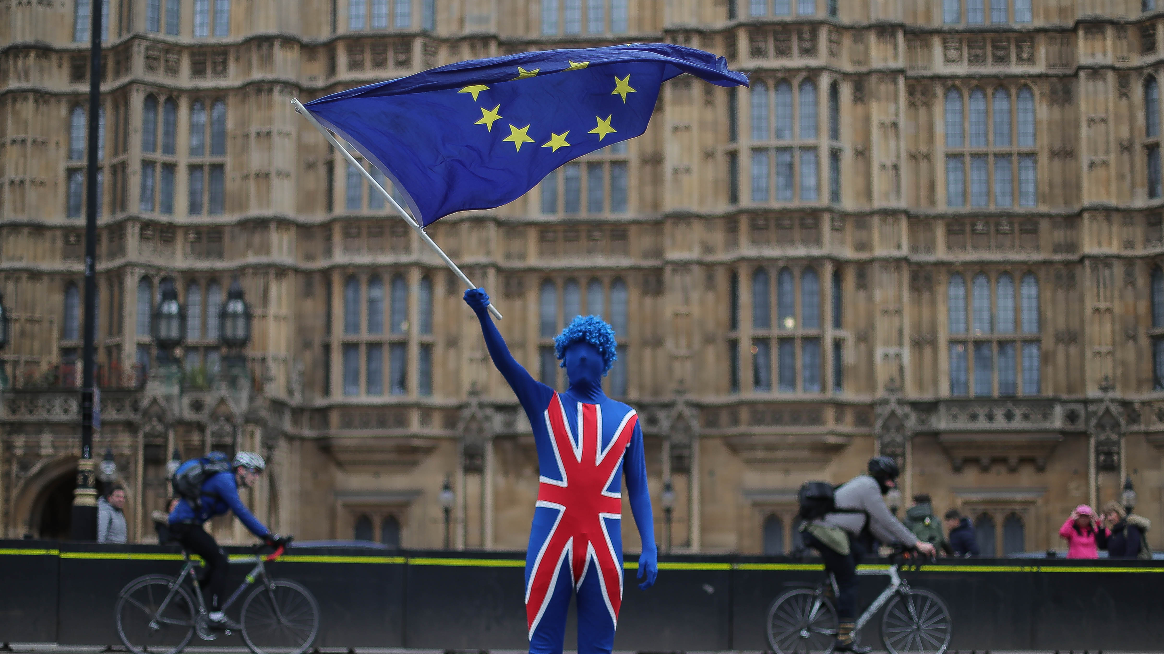 La Justicia europea indicó que el Reino Unido puede dar marcha atrás unilateralmente al Brexit