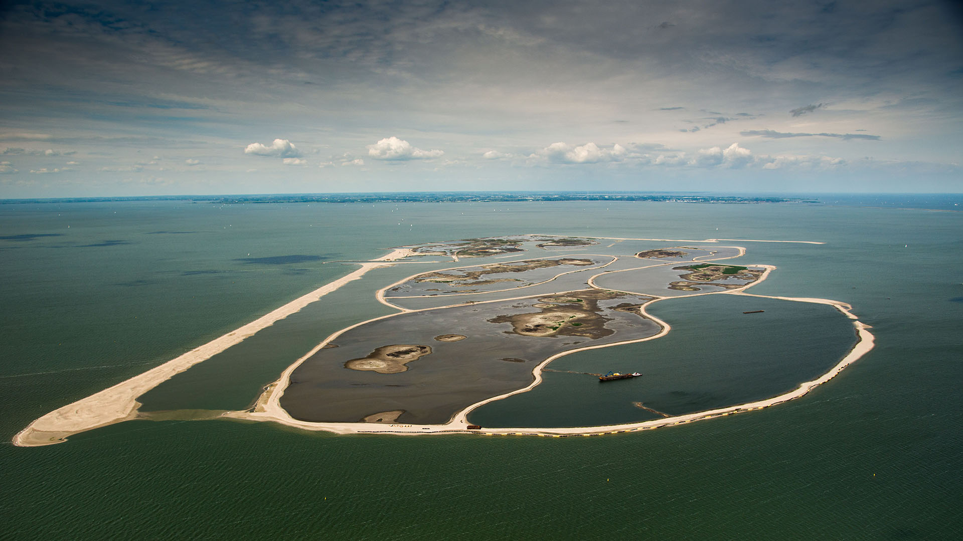 Cómo son las cinco islas artificiales que Holanda construyó exclusivamente para salvar la biodiversidad