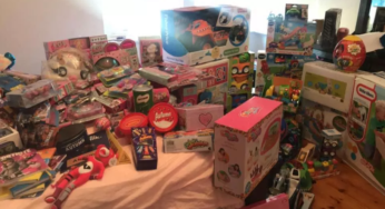 Mujer gastó miles de dólares en juguetes para sus hijos por Navidad recibió ola de críticas