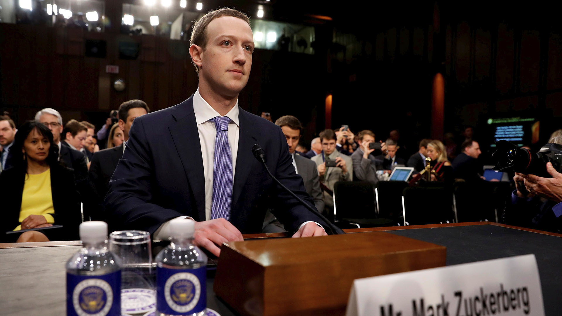 Mark Zuckerberg tuvo que comparecer ante el Congreso de Estados Unidos luego del escándalo de Cambridge Analytica (Reuters)